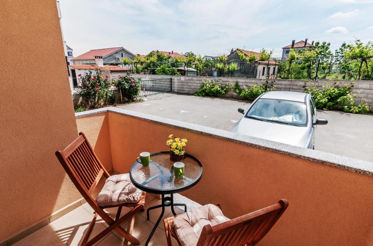 Apartment Marelja - Private Parking And Balcony Задар Экстерьер фото