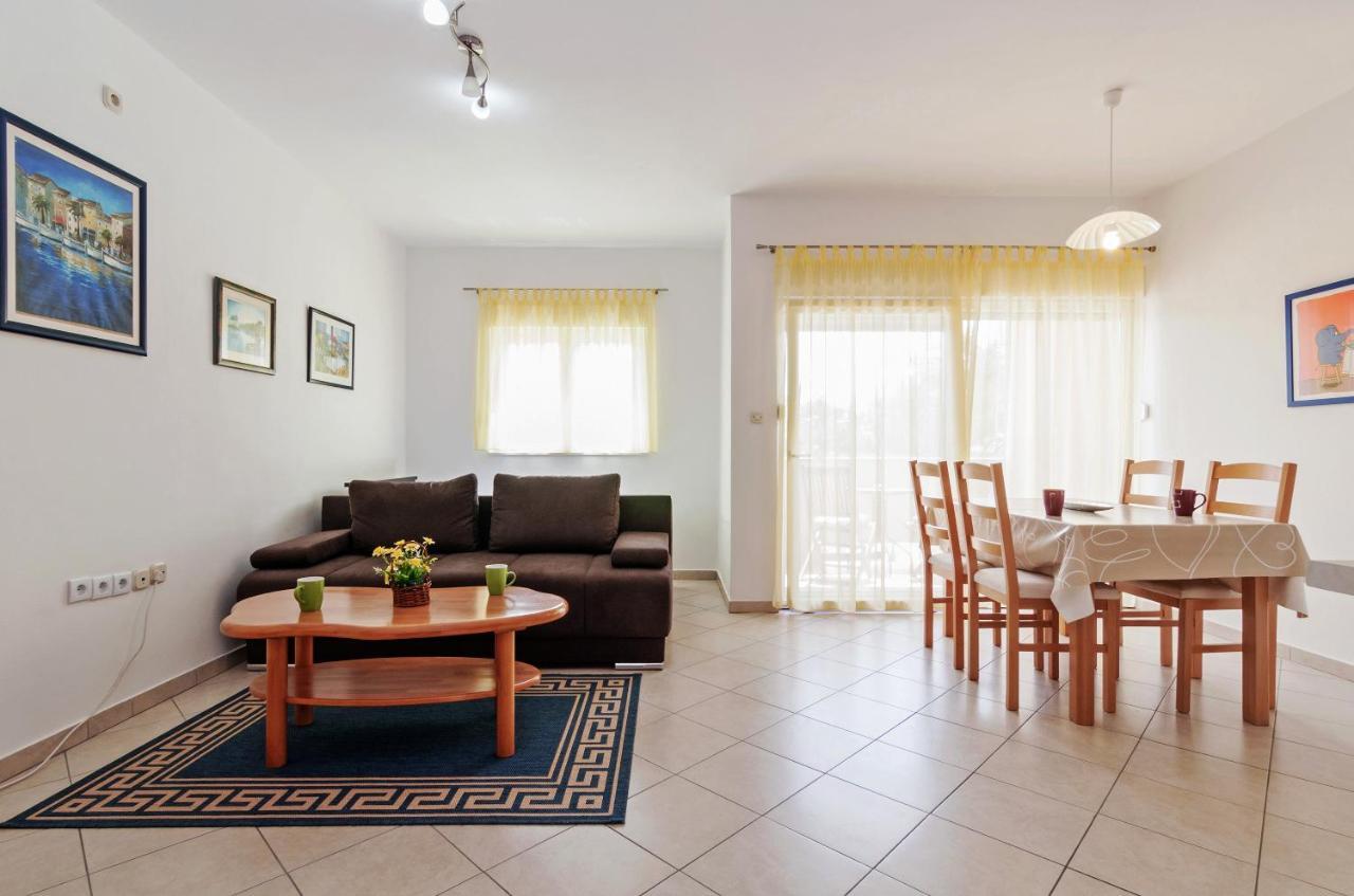 Apartment Marelja - Private Parking And Balcony Задар Экстерьер фото