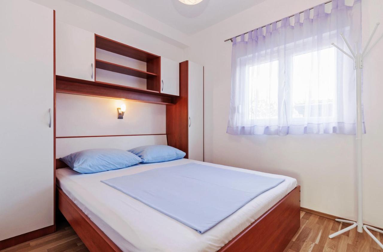 Apartment Marelja - Private Parking And Balcony Задар Экстерьер фото